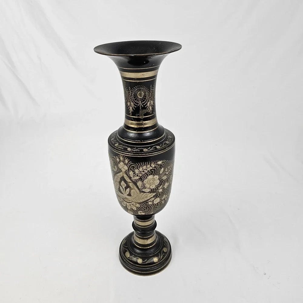 N/A vintage etched